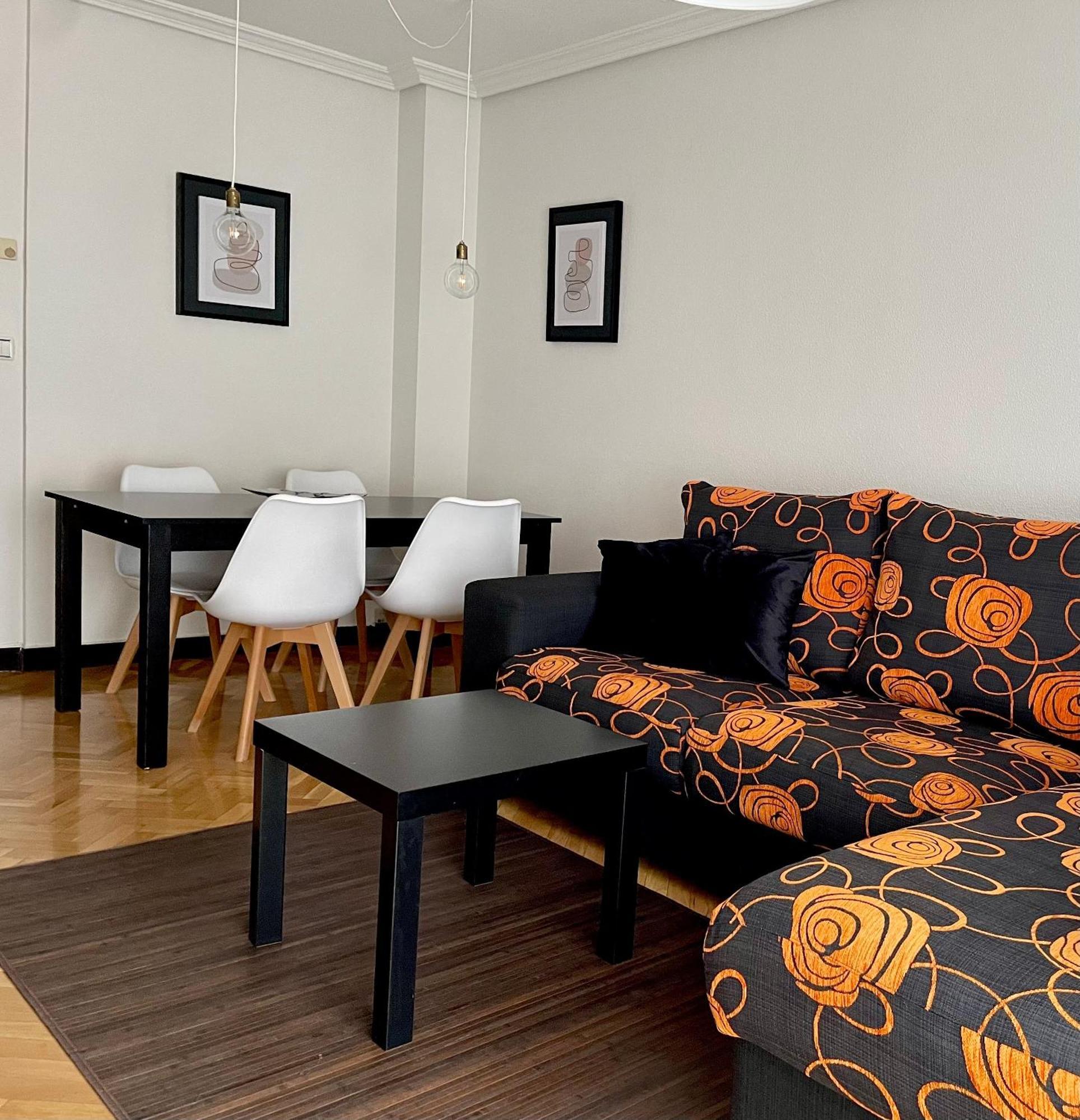 サラマンカVivienda Con Parking Incluido - Zona Van Dyckアパートメント エクステリア 写真